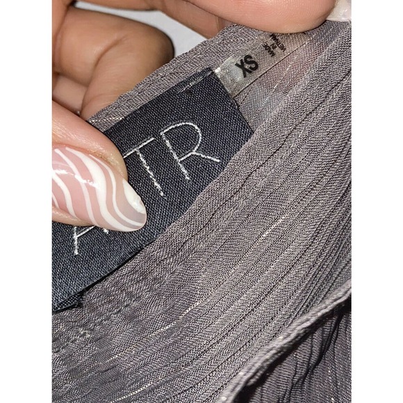 ASTR Silver Gray drape sleeveless Blouse - Picture 6 of 7